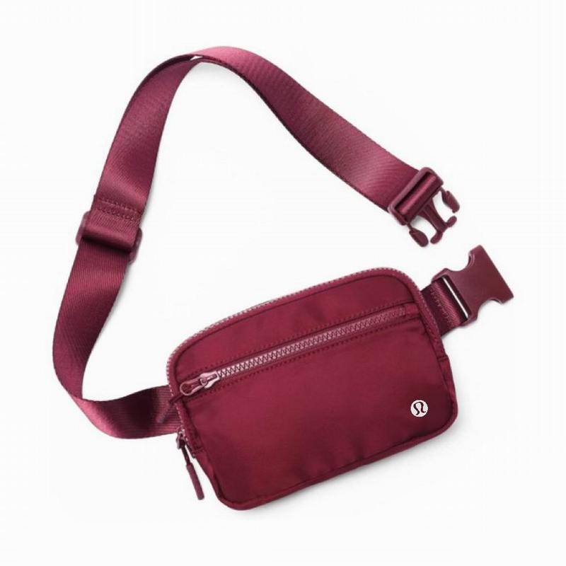 Lululemon Handbags 710